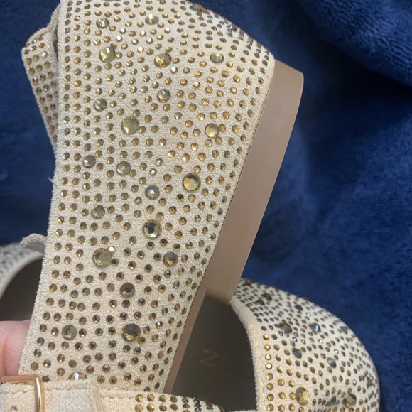 NEW Women's Cream Sequined Dress Shoes 10 - Picture 5 of 7